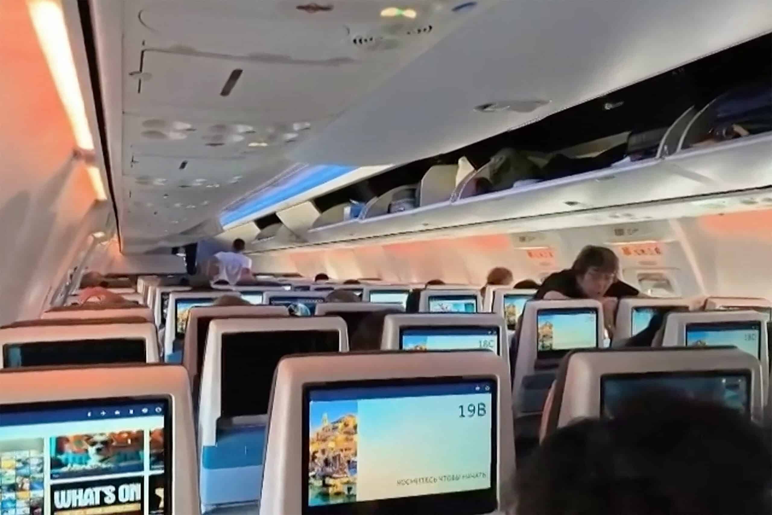 Omani co-pilot planned 'terrorist act' on flydubai flight to Israel, UAE says